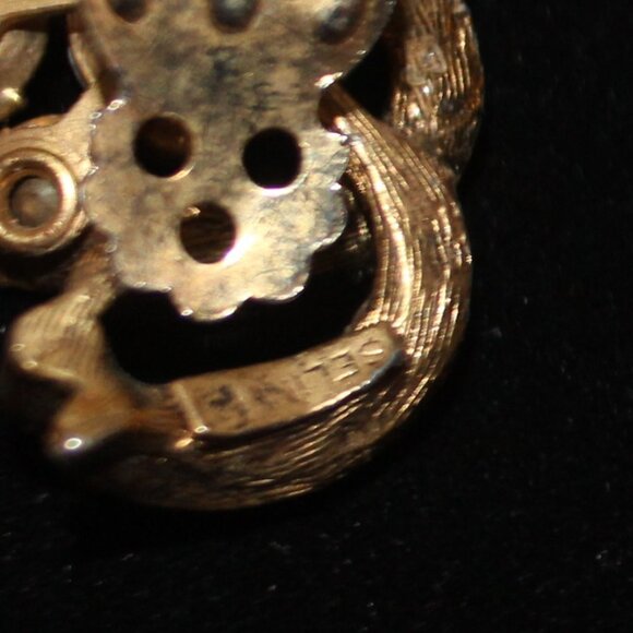 Vintage SELRO Selini Opalescent Clip Earrings - Picture 4 of 4